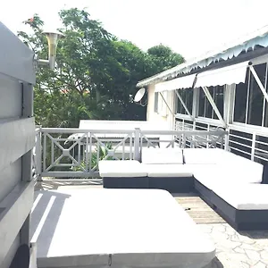 Seo Avec Jacuzzi Proche De La Villa